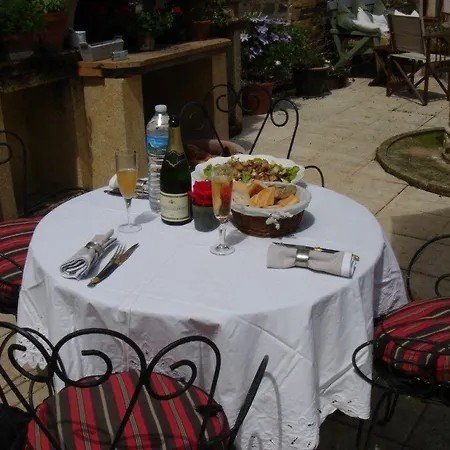 Manoir De La Riviere