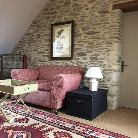 Manoir De La Riviere فندق