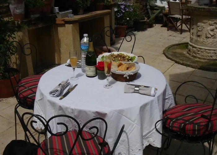 Manoir De La Riviere