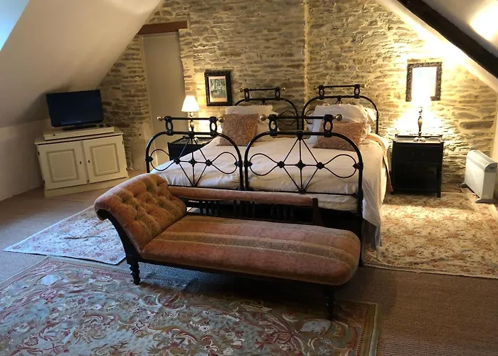 Manoir De La Riviere